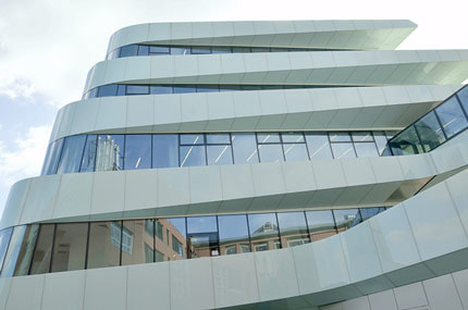 Fraunhofer Institut - moderne Architektur Würzburg